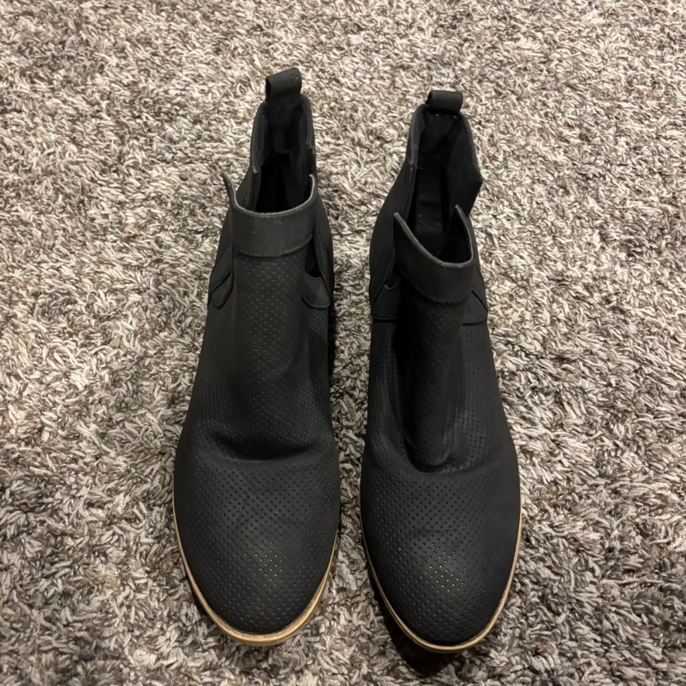Black Ankle Boots with Tan Sole